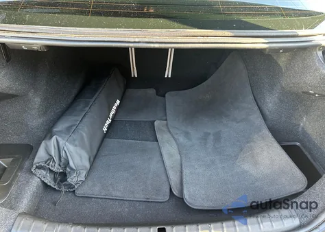 2018 BMW M550Xi из США, поврежденный, VIN WBAJB9C55JB035226